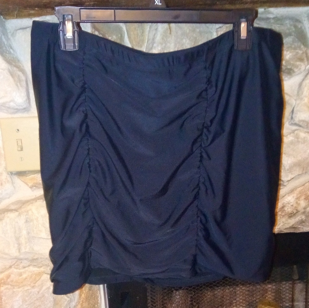 Torrid Ruched Swim skirt